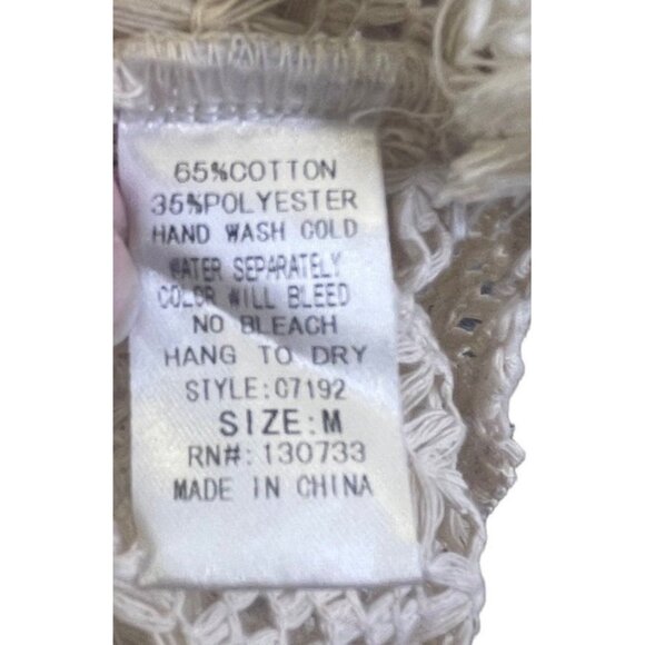 Umgee Crochet Knit Top  M Ivory  Aztec Print Hem Fringe - Picture 6 of 6